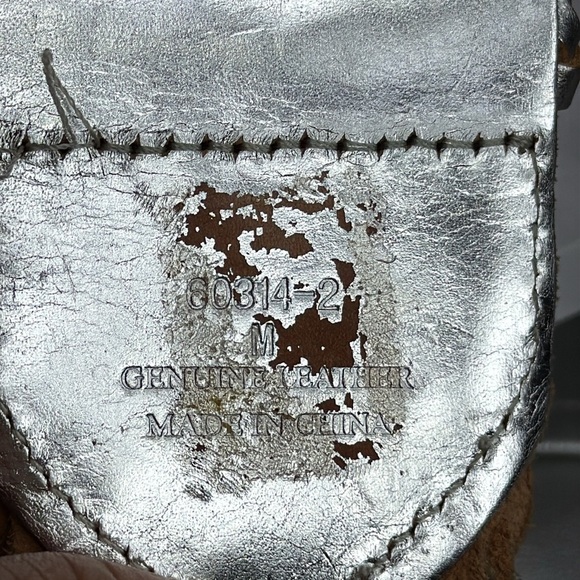 (H) Women's vintage braided silver and tan leather belt, size M - Picture 6 of 12